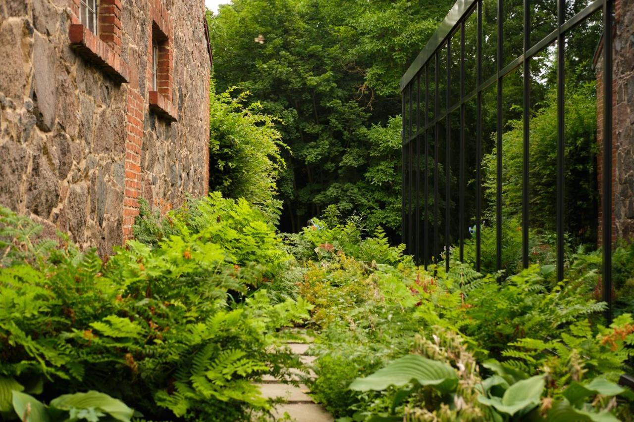 Relais & Chateaux Gutshaus Stolpe Hotell Stolpe an der Peene Exteriör bild